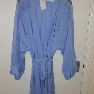 Womens M&S Cornflower Blue Bridal Lace & Luxurious Satin Wrap With Belt Size XL