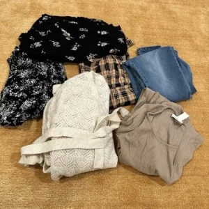 Maternity Capsule Wardrobe Bundle Size M 6 Pieces Dresses Jeans Sweater H&M Mama